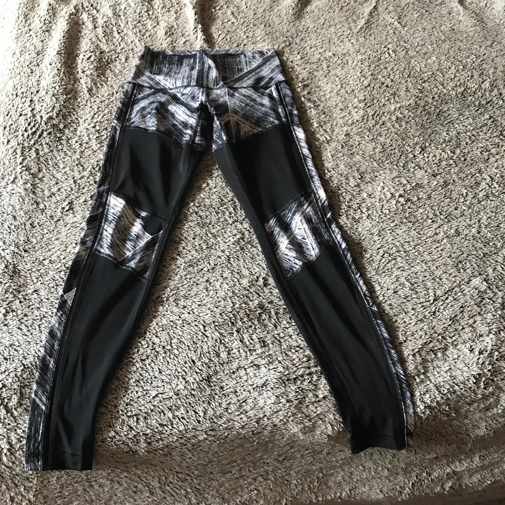 Lululemon mesh tights